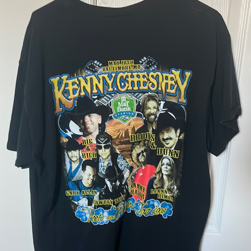 VINTAGE 2008 Kenny Chesney “Poets and Pirates” Band Tour Tee